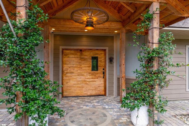 183 Little Eastatoee Road, Sunset, SC 29685