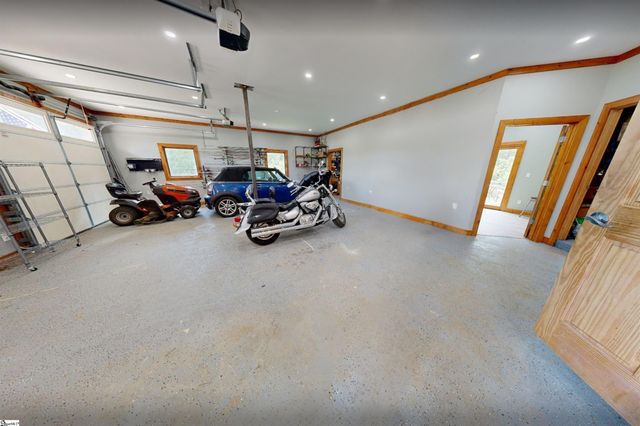 183 Little Eastatoee Road, Sunset, SC 29685