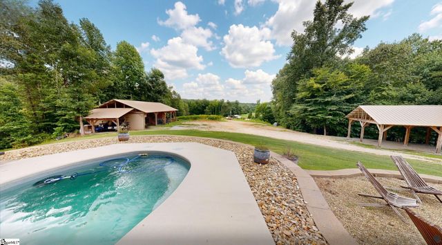 183 Little Eastatoee Road, Sunset, SC 29685