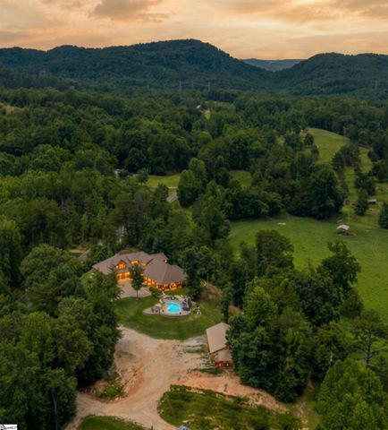 183 Little Eastatoee Road, Sunset, SC 29685