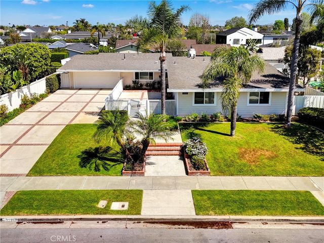 1112 Westcliff Drive, Newport Beach, CA 92660
