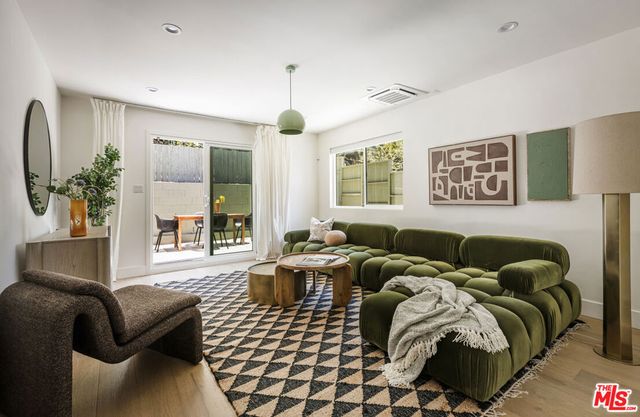3702 Harriman Avenue, Los Angeles, CA 90032