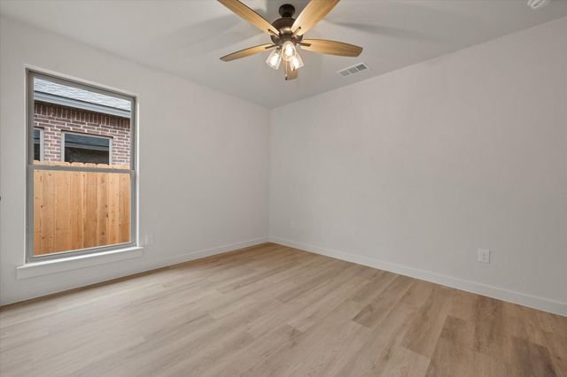 2909 Harvest Avenue, Wolfforth, TX 79382