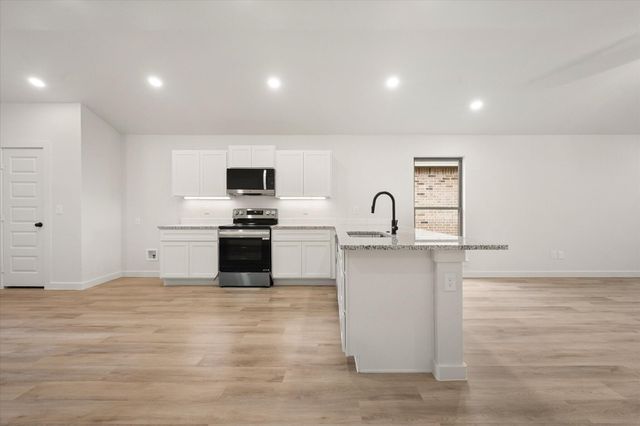 2909 Harvest Avenue, Wolfforth, TX 79382