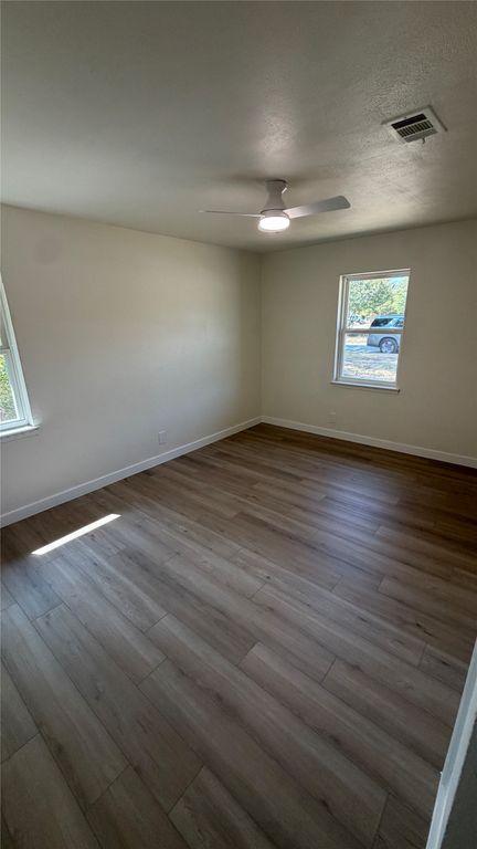 318 18th Street, Grand Prairie, TX 75051 — photo 5
