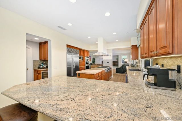 29190 Crystal Ridge Ct, Escondido, CA 92026