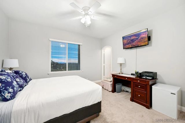 29190 Crystal Ridge Ct, Escondido, CA 92026