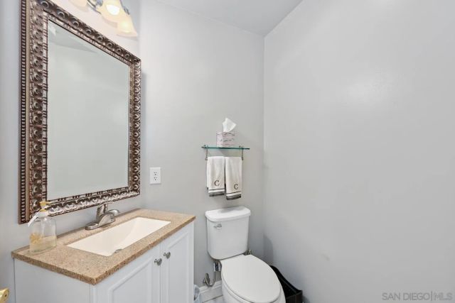 29190 Crystal Ridge Ct, Escondido, CA 92026