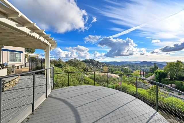 29190 Crystal Ridge Ct, Escondido, CA 92026