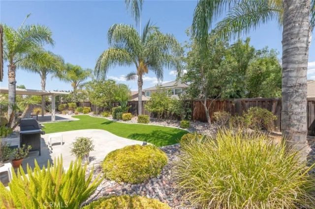 27840 Pointe Breeze Drive, Menifee, CA 92585