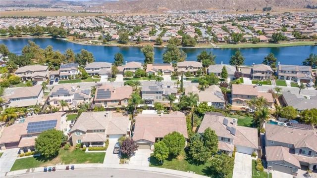 27840 Pointe Breeze Drive, Menifee, CA 92585