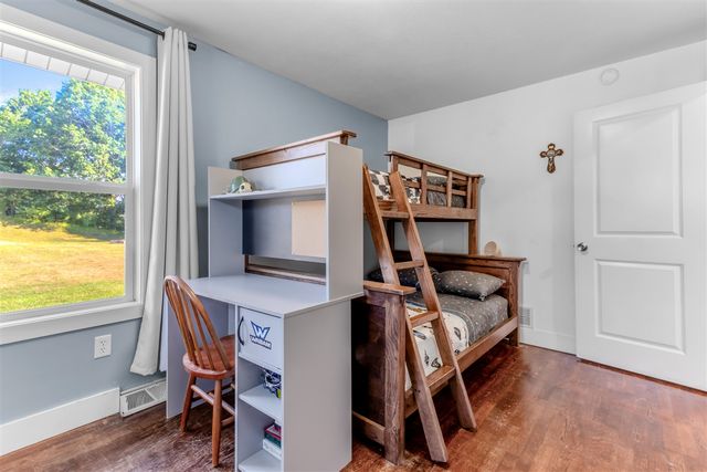 10390 Lovers Lane, Grand Rapids, MI 49534