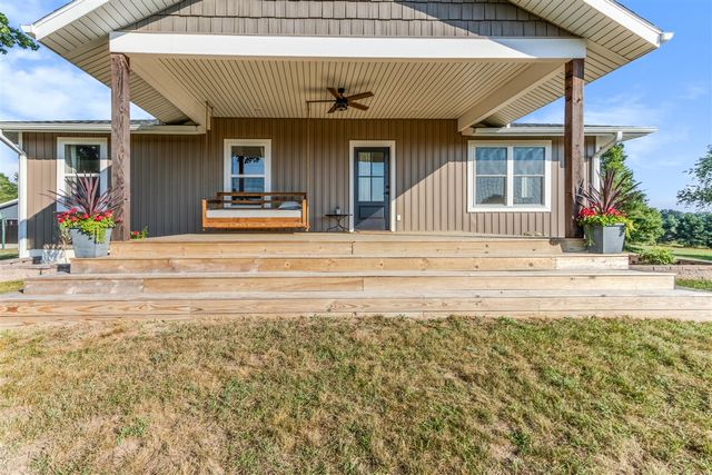 10390 Lovers Lane, Grand Rapids, MI 49534
