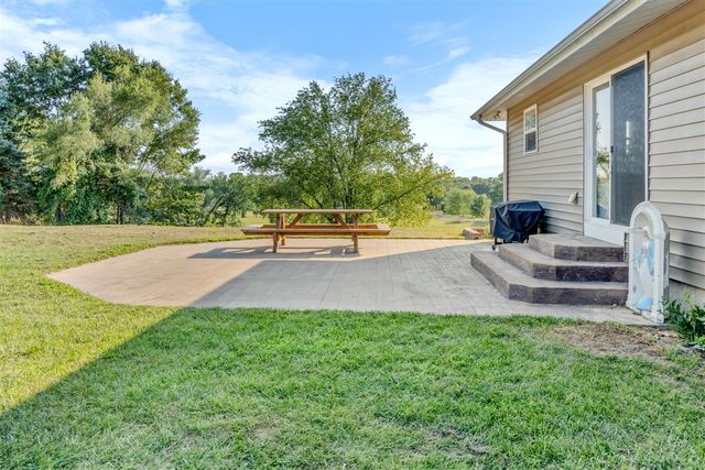 10390 Lovers Lane, Grand Rapids, MI 49534