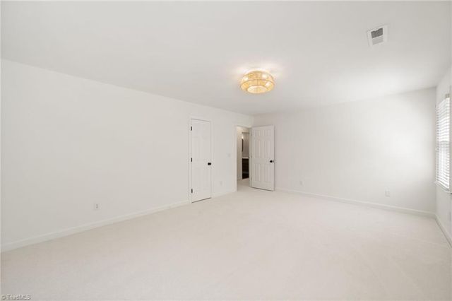 4606 Hartsford Drive, Greensboro, NC 27406