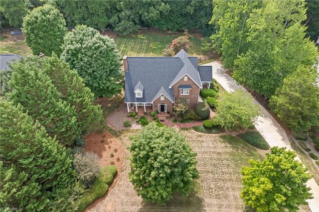 4606 Hartsford Drive, Greensboro, NC 27406