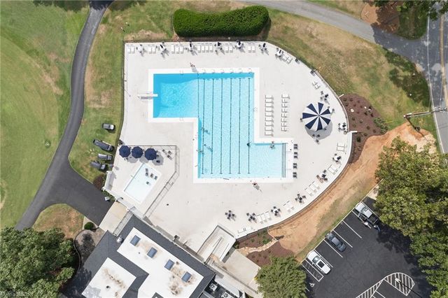 4606 Hartsford Drive, Greensboro, NC 27406