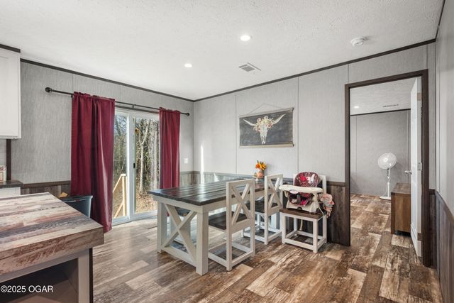 11834 Norway Road, Neosho, MO 64850