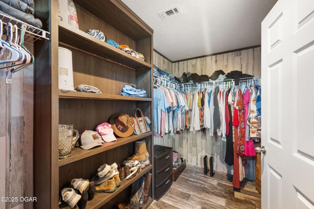 11834 Norway Road, Neosho, MO 64850