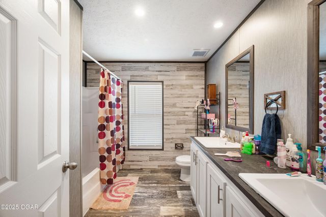 11834 Norway Road, Neosho, MO 64850