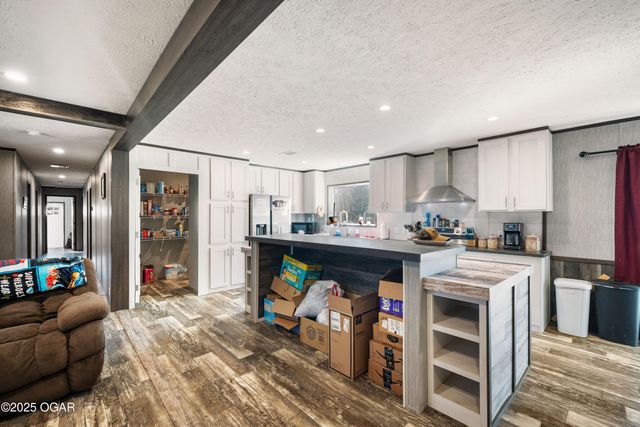 11834 Norway Road, Neosho, MO 64850