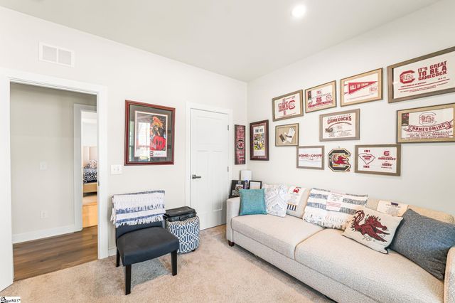 115 Dunroyal Road, Fountain Inn, SC 29644