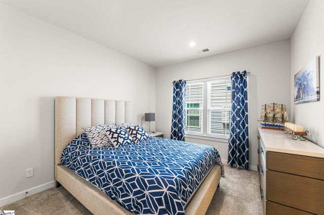 115 Dunroyal Road, Fountain Inn, SC 29644