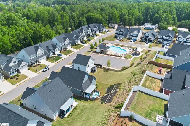 115 Dunroyal Road, Fountain Inn, SC 29644
