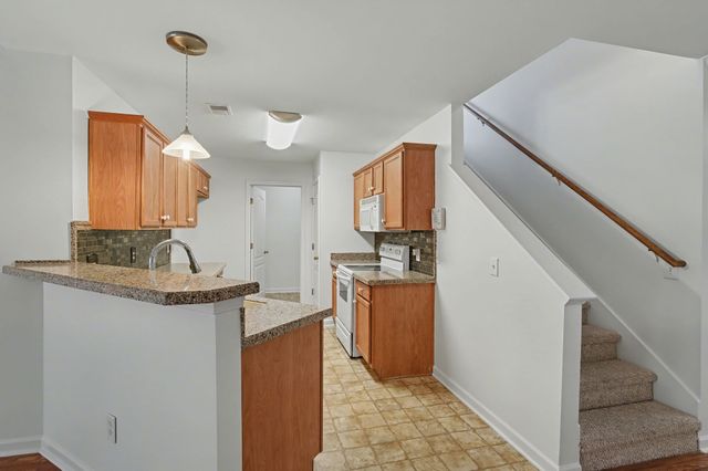 500 Yellowstone Ct, Antioch, TN 37013