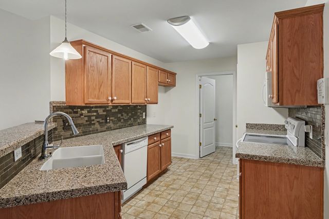 500 Yellowstone Ct, Antioch, TN 37013