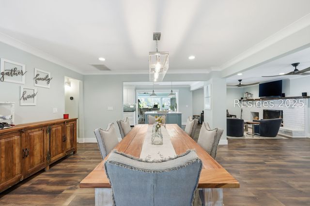 106 S Hermitage Rd, Beaufort, SC 29902