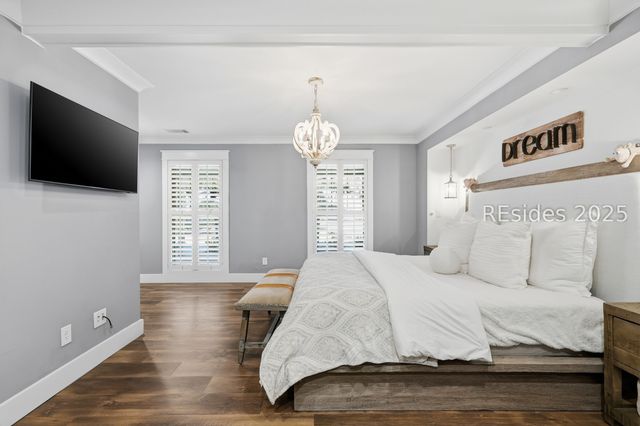 106 S Hermitage Rd, Beaufort, SC 29902