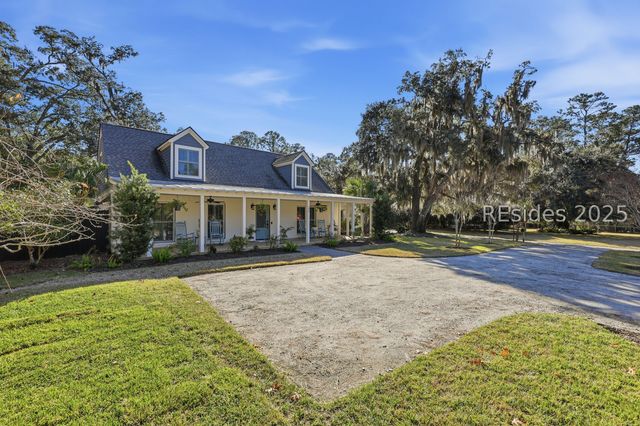 106 S Hermitage Rd, Beaufort, SC 29902