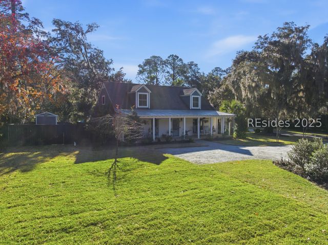 106 S Hermitage Rd, Beaufort, SC 29902