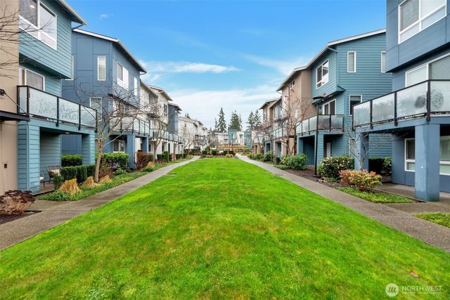 14671 36th Court NE, Lake Forest Park, WA 98155