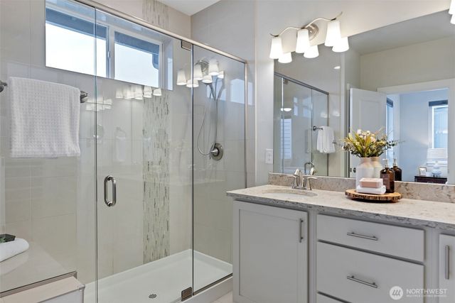 14671 36th Court NE, Lake Forest Park, WA 98155