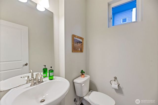 14671 36th Court NE, Lake Forest Park, WA 98155