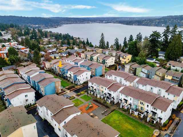 14671 36th Court NE, Lake Forest Park, WA 98155