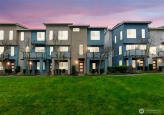 14671 36th Court NE, Lake Forest Park, WA 98155