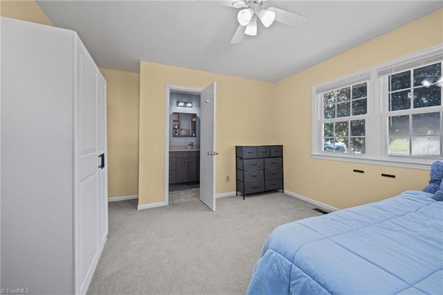 304 Eastway Lane, Graham, NC 27253