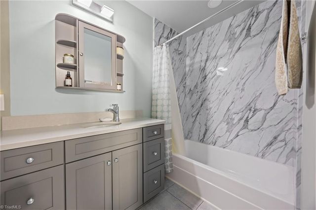 304 Eastway Lane, Graham, NC 27253