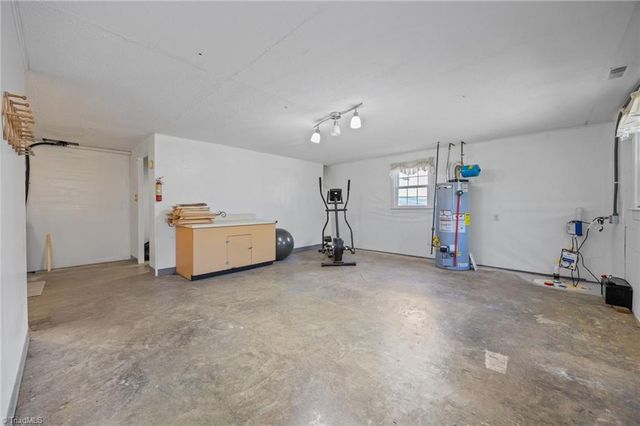 304 Eastway Lane, Graham, NC 27253