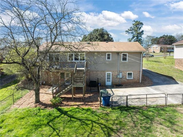 304 Eastway Lane, Graham, NC 27253