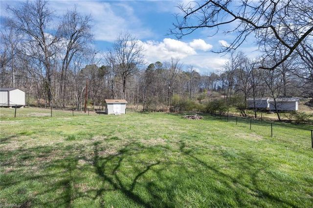 304 Eastway Lane, Graham, NC 27253