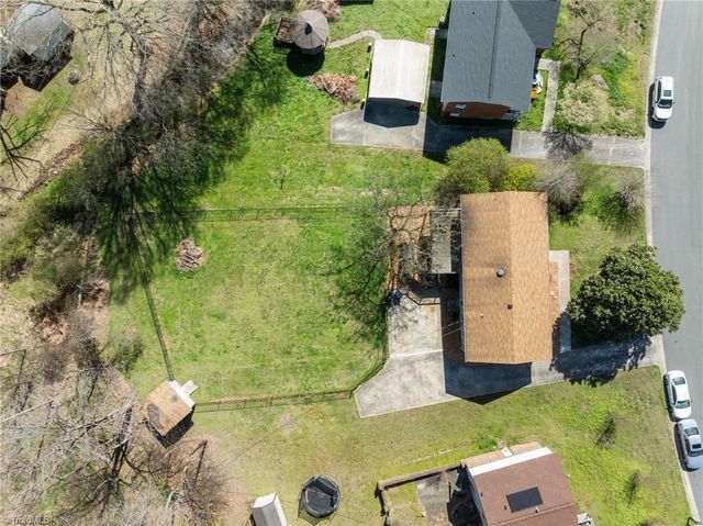 304 Eastway Lane, Graham, NC 27253