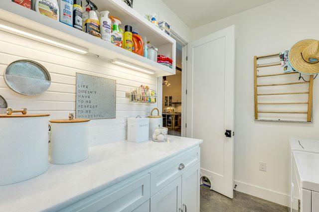 1271 Toro PASS, Wimberley, TX 78676