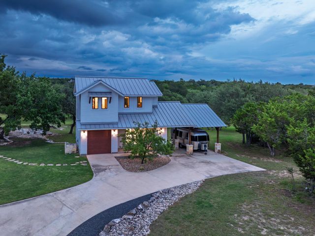 1271 Toro PASS, Wimberley, TX 78676