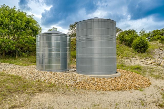1271 Toro PASS, Wimberley, TX 78676