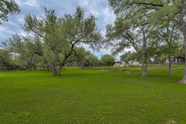1271 Toro PASS, Wimberley, TX 78676