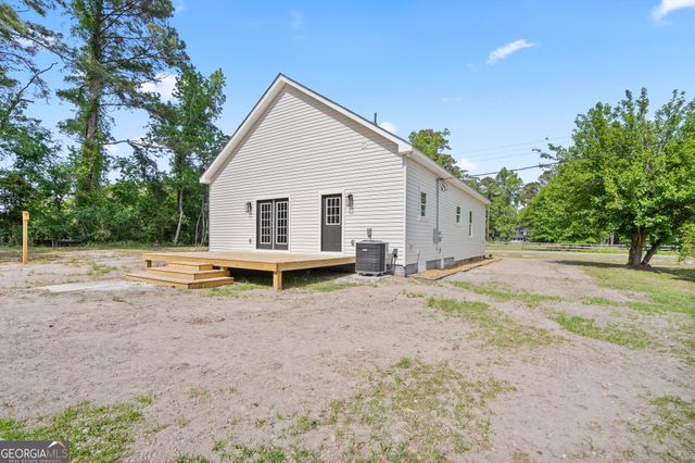 887 Log Landing Road, Springfield, GA 31329